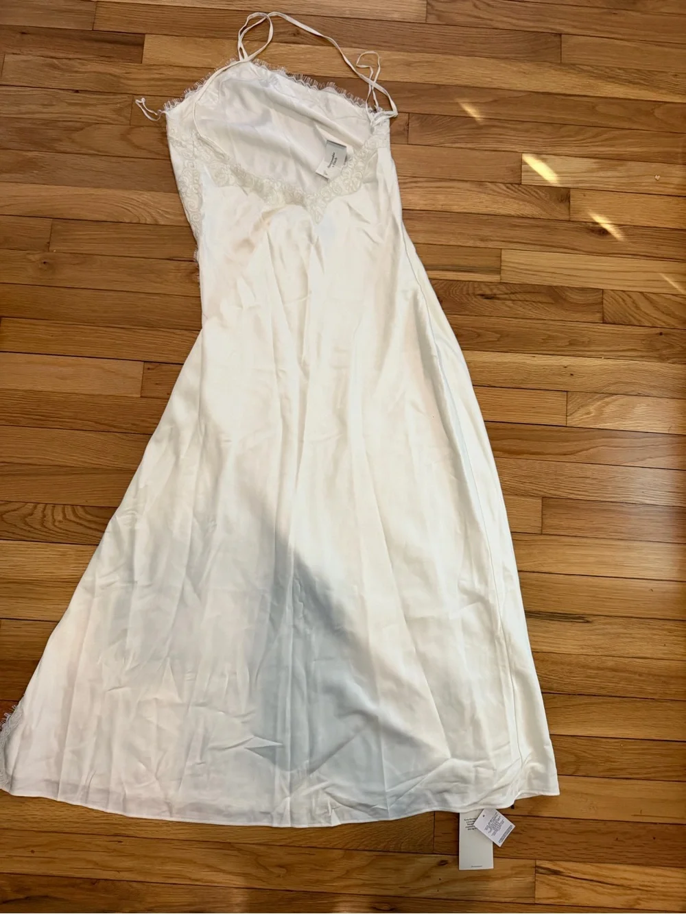 Abercrombie and Fitch White Lace-Trim Slip Dress. Size small.